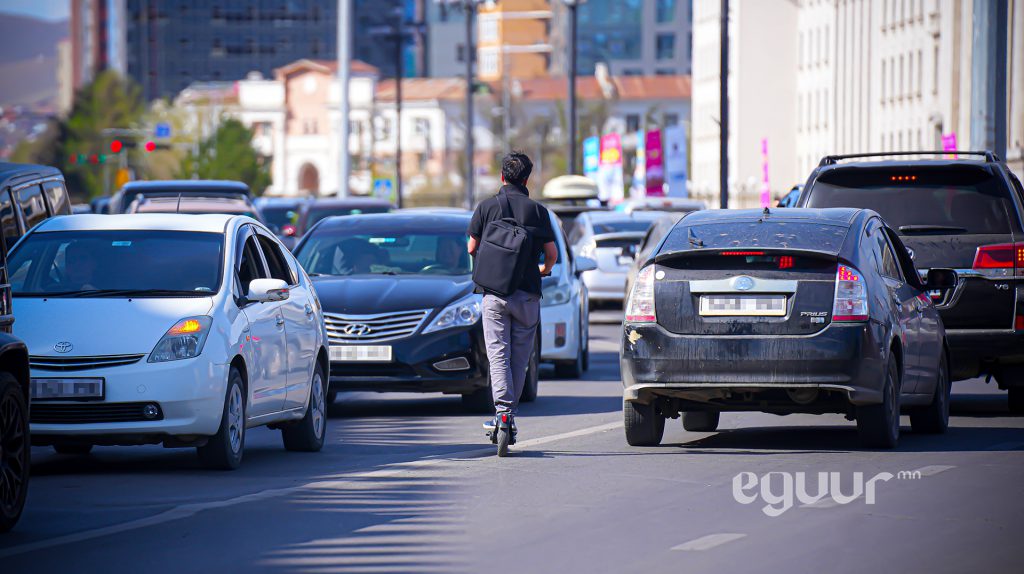 185 алба хаагч скүүтер, мопедын хэрэглээнд хяналт тавина