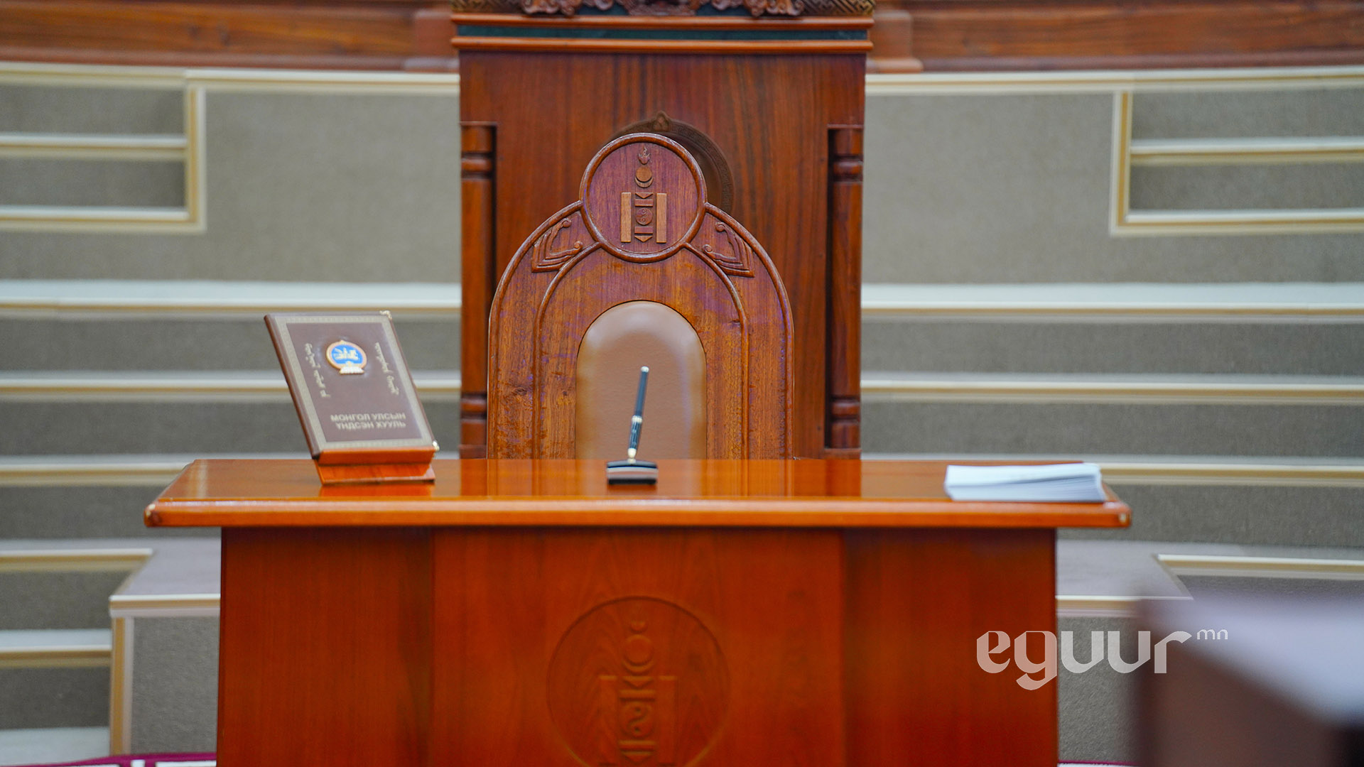 Парламентыг "задлах" хуулийг ерөнхийлөгч нь өргөн барьсан анхны кэйс